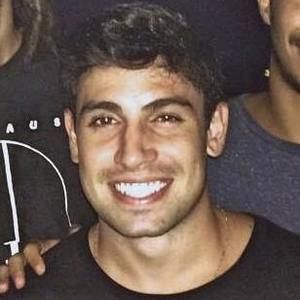 Meet your Posher, Rodrigo